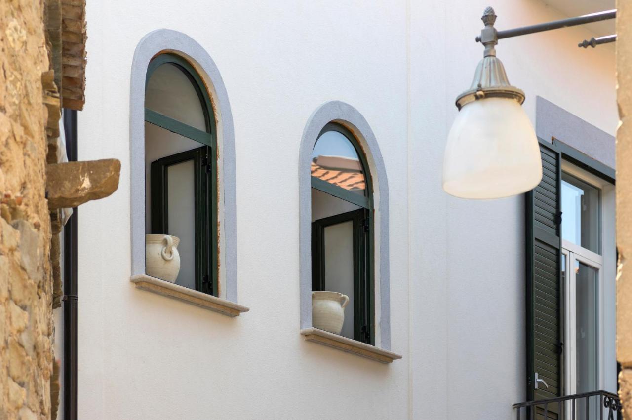 Residenza D'Epoca Olimpia Hotel ซานตามาเรีย ดิ กาสเตลลาบาเต ภายนอก รูปภาพ
